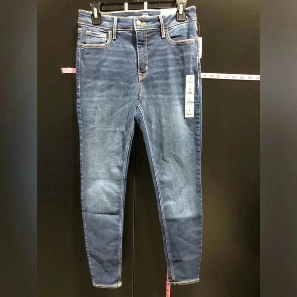 Old Navy Rockstar High Rise,super skinny,secret slim pockets,belt loop - Picture 1 of 6